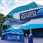 Minutes To Fairgrounds, Hard Rock, & Busch Gardens