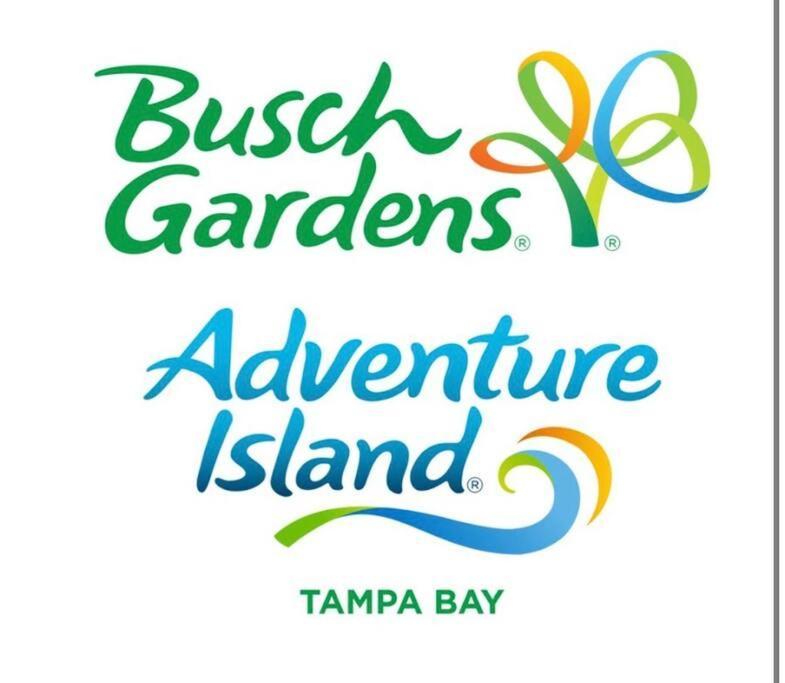 Minutes To Fairgrounds, Hard Rock, & Busch Gardens Holiday home *